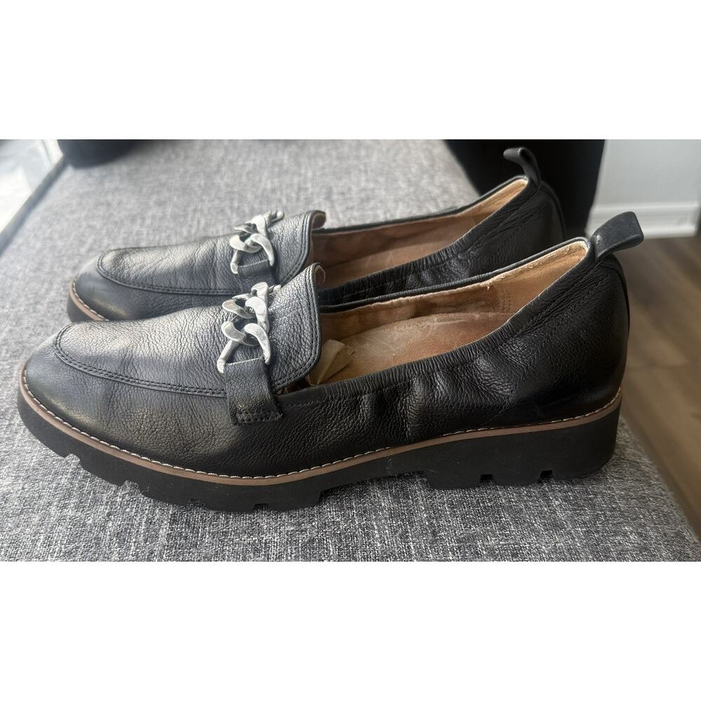 Vionic Cynthia Black Leather Chain Loafers - Women’s Size 11 - Lug Sole Comfort - Picture 7 of 9